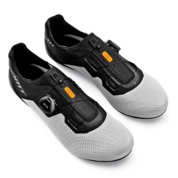 CHAUSSURES ROUTE DMT KR4 NOIR ARGENT| Accessoires et équipements pour vélo