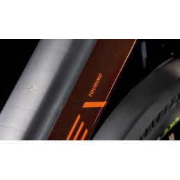 CUBE TOURING HYBRID PRO 625 CINNAMON'N'ORANGE 2025| Accessoires et équipeme...