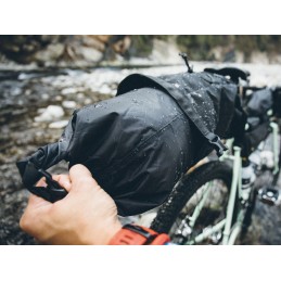 SACOCHE DE SELLE TOPEAK BACKLOADER 10L NOIR | Accessoires et équip...